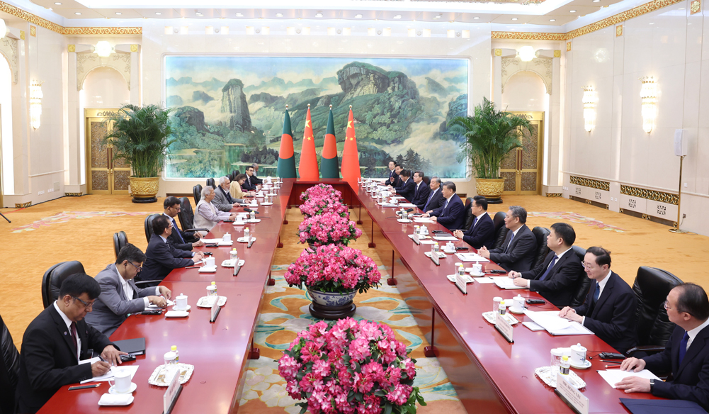 習近平會見孟加拉國臨時政府首席顧問尤努斯